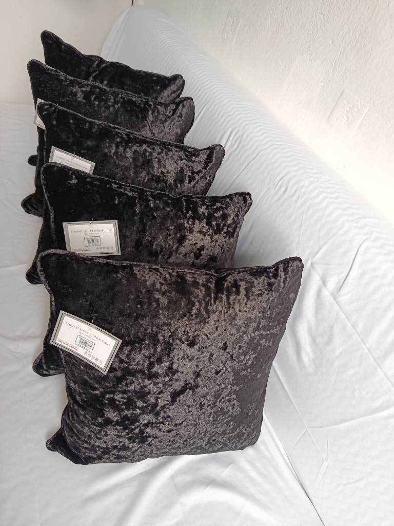 5xLuxury Filled  Black Crushed Velvet Cushion Set for Sofa and Bed 40x40cm