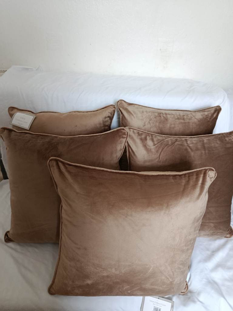 Premium Mink Velvet Cushions Set of 5 – 40x40cm