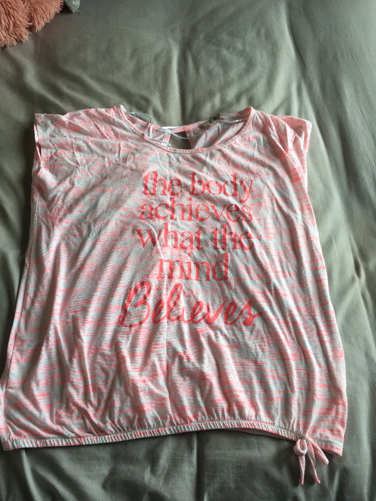 Tu split back top, size 16