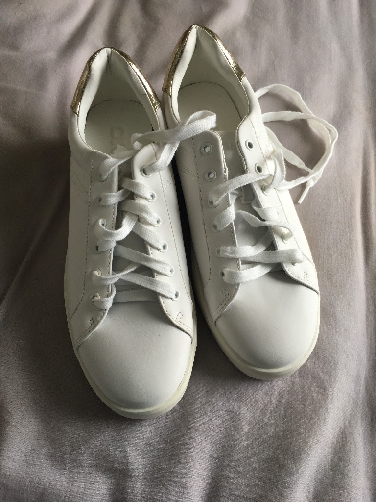 Brand new without tags, leisure shoes, size 7