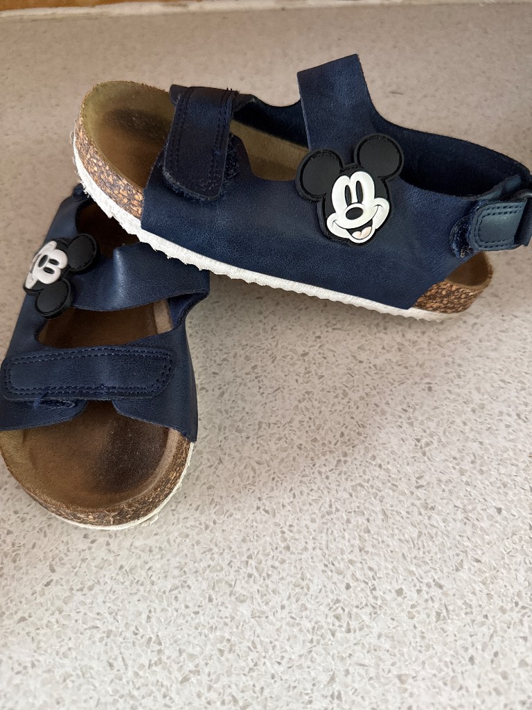 Disney - Mickey Mouse Sandals 10