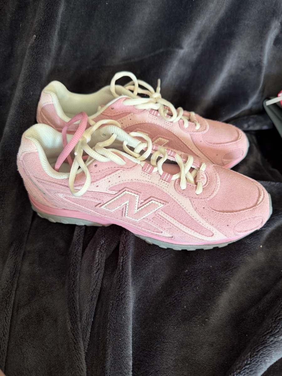 New balance 204l pink leather trainers size 5.5
