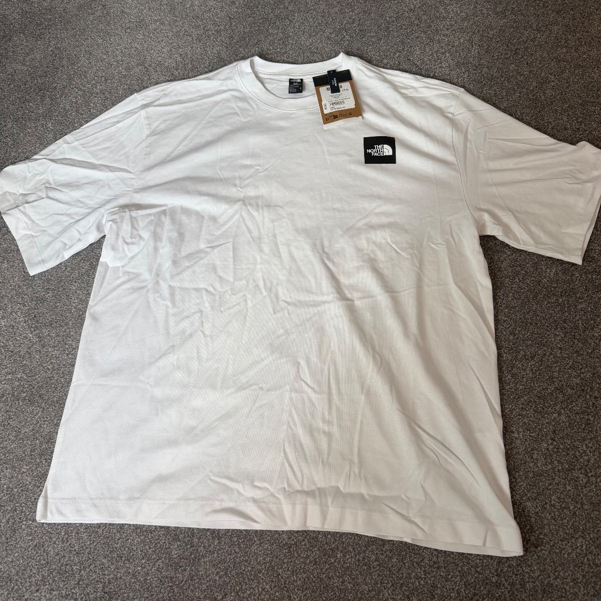 The North Face Never Stop Exploring Seven Summits T-Shirt White BNWT Size M