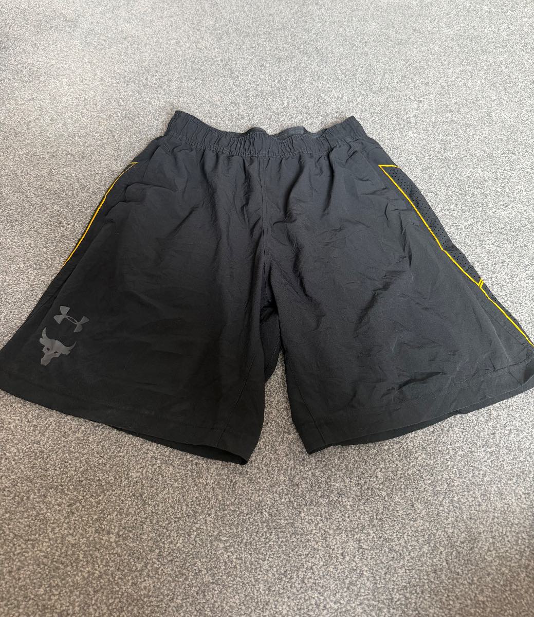 Under Armour Project Rock Training Shorts Black Yellow Gym Running Size M