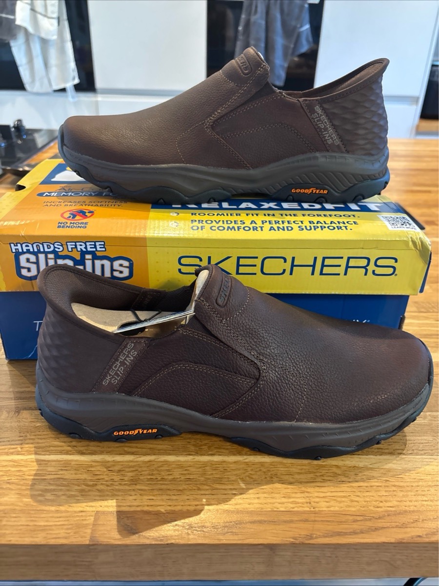 Skechers men’s slip ins Uk 8.5 BNIB