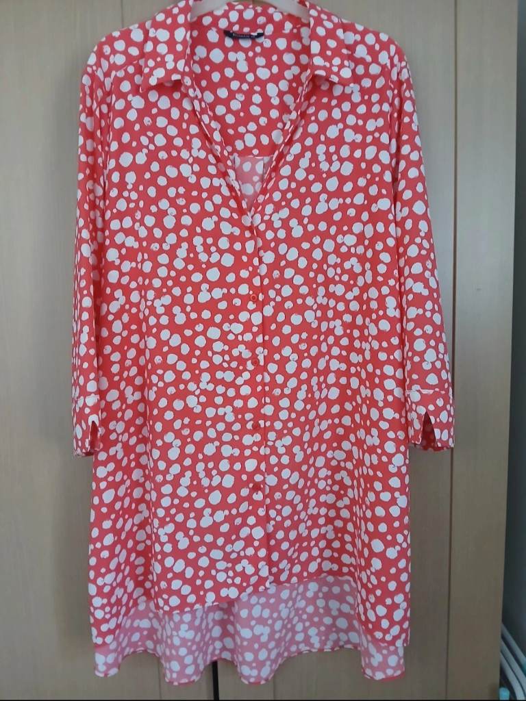Roman longline shirt size 20