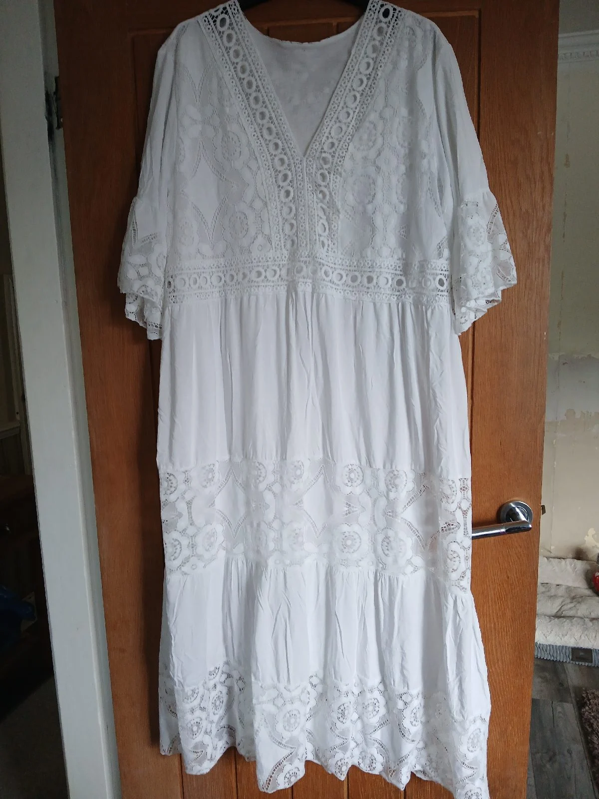 White lace oversized maxi dress free size