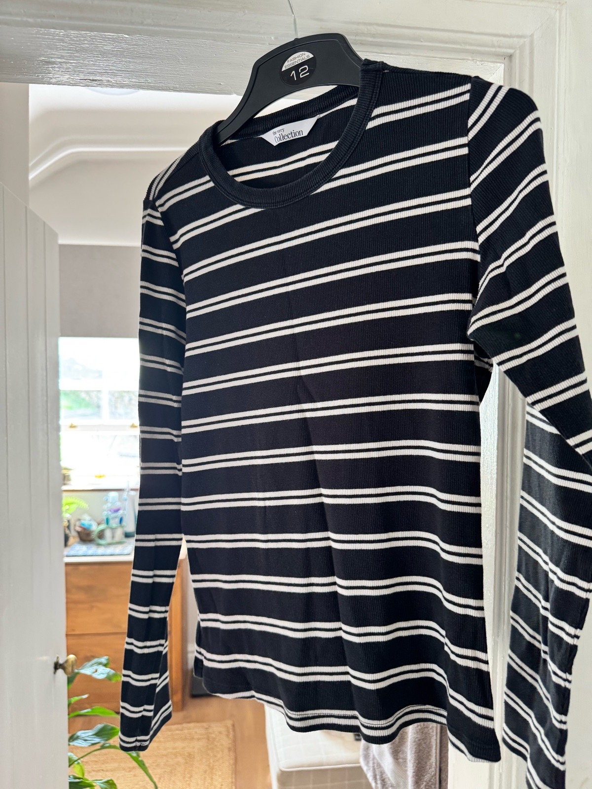 Black snd white striped top
