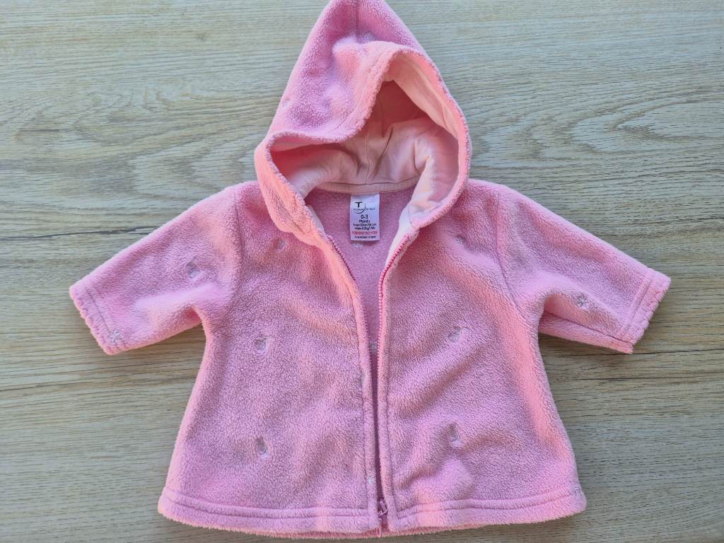 pink fleece baby's jacket