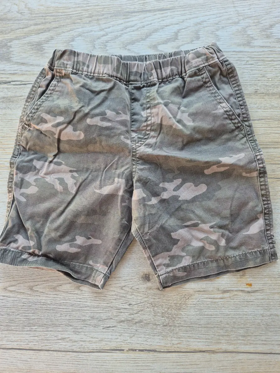 camoflaged shorts