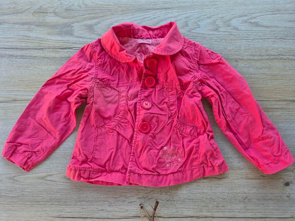Thin lined coat 2-3yrs