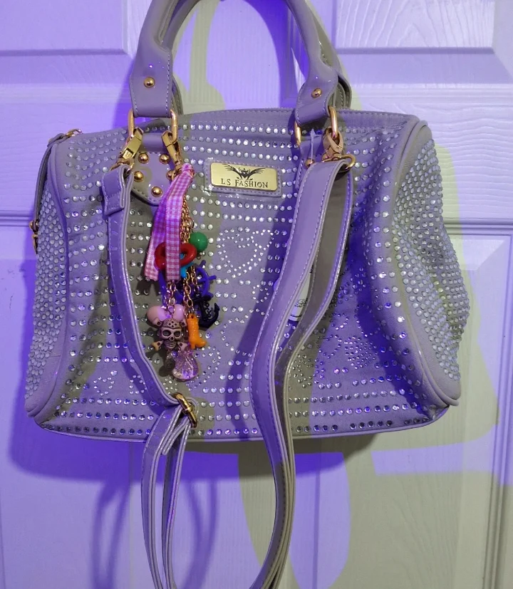 Georgous Rhinestone Handbag With Various Charms