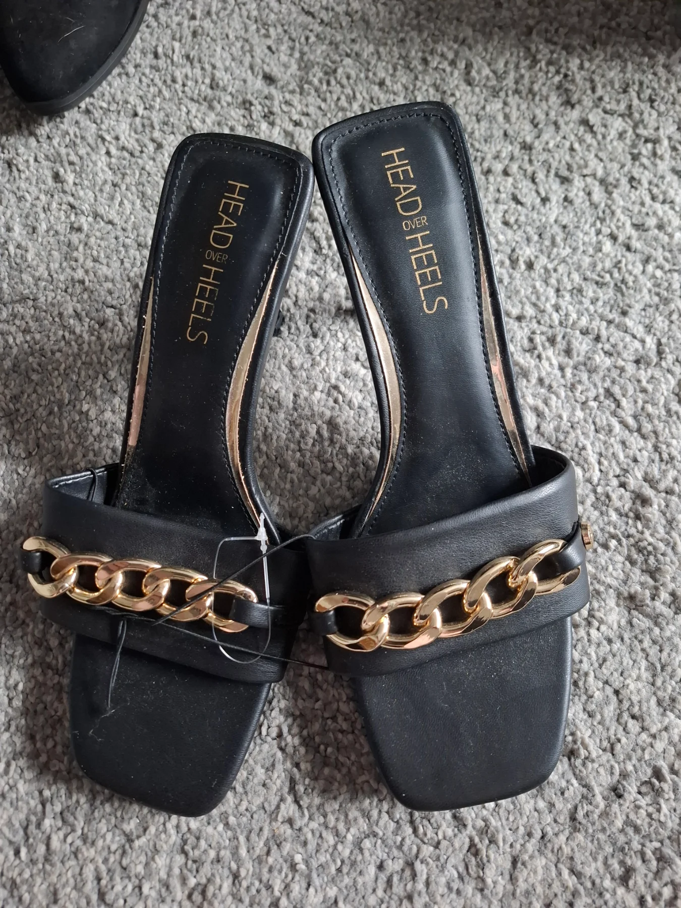 Size 6 Head over heels black heeled shoes BNWT