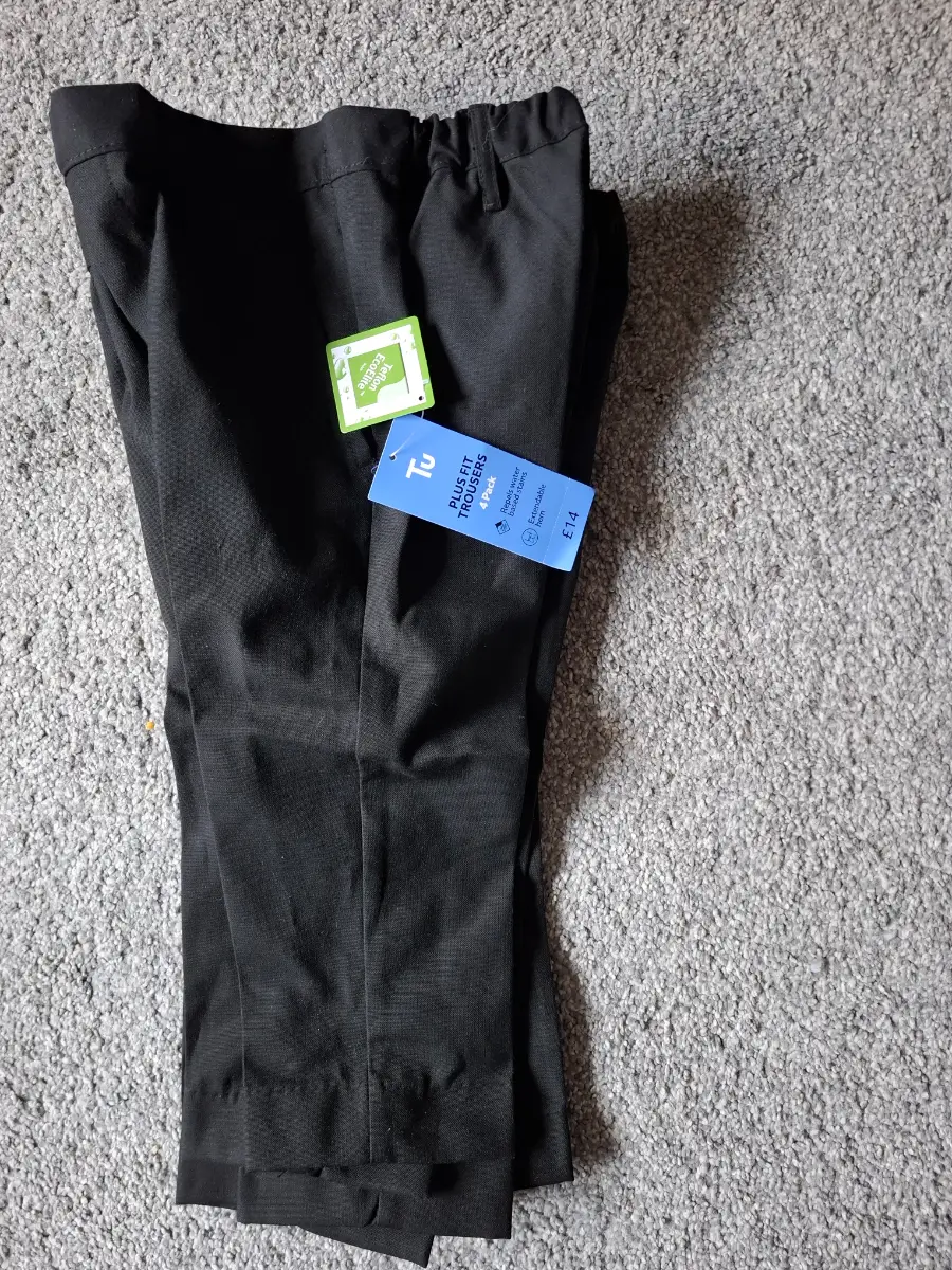 Age 3y --- 3pk Sainsburys black school trousers BNWT