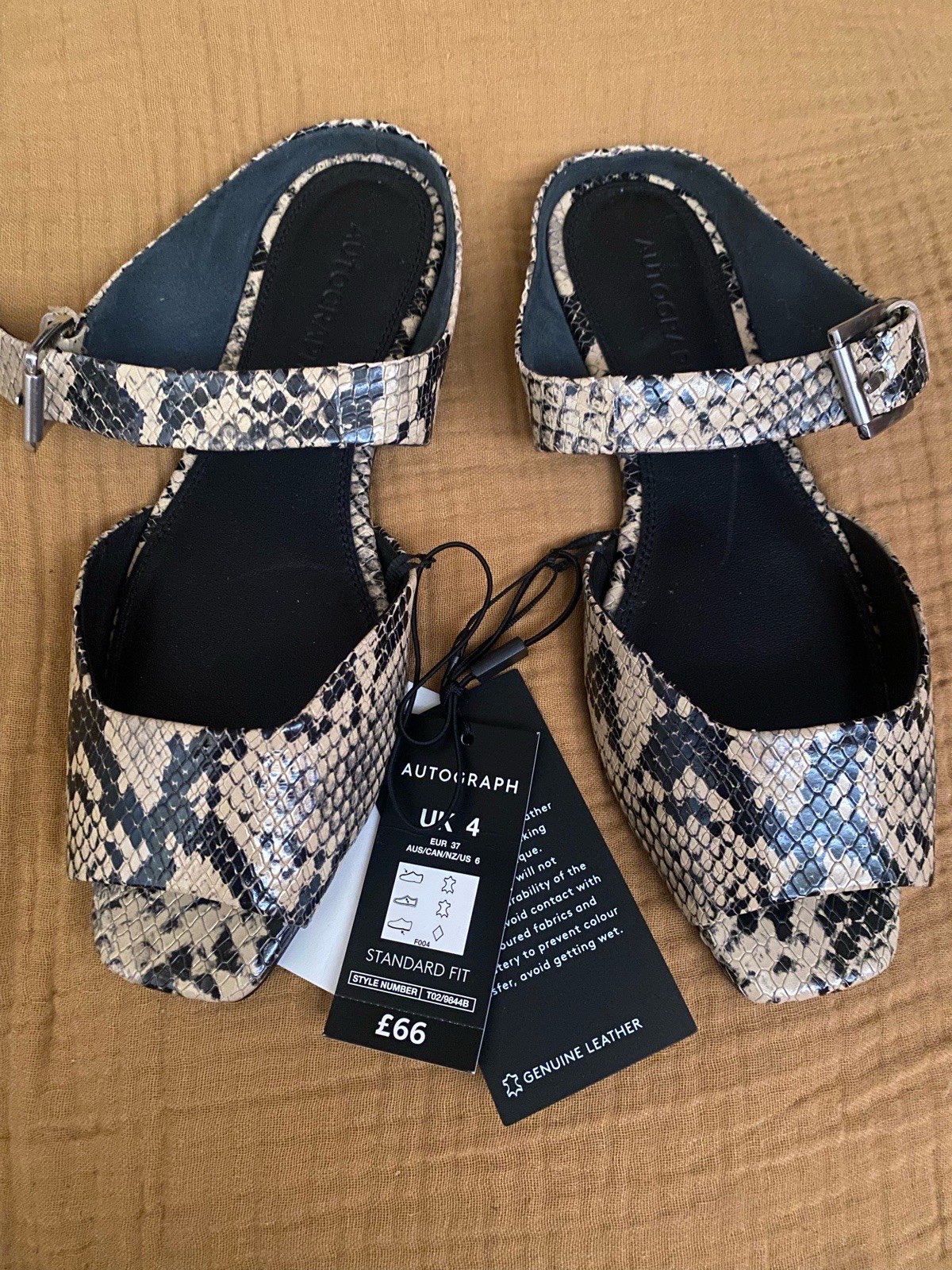 Marks and Spencer Autograph flat leather snake print sandals U.K. 4 new