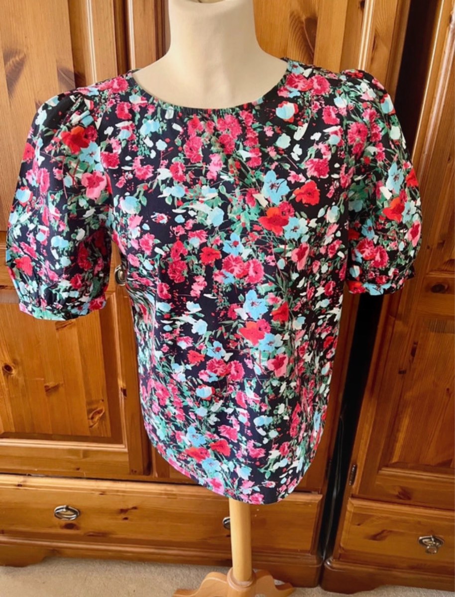 M & Co black floral cotton blouse size 8