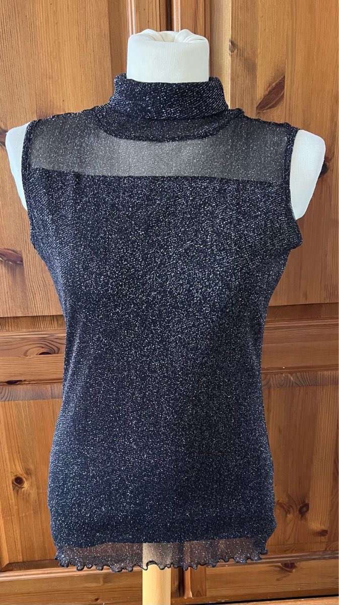 Howiton sleeveless sparkly black roll neck evening blouse size Large NWOT