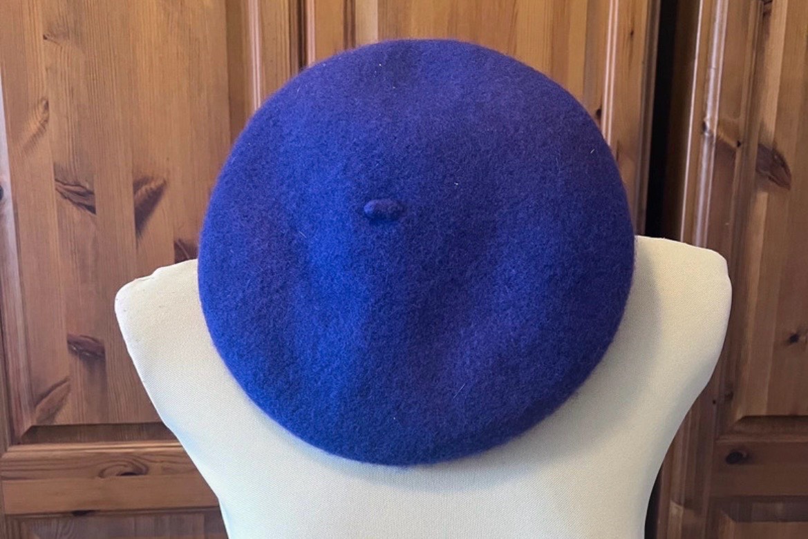 Major Wear Classic wool beret in purple pure new wool