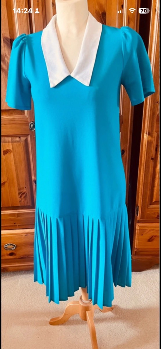 Vintage dress turquoise blue dropped waist 20's style size 10