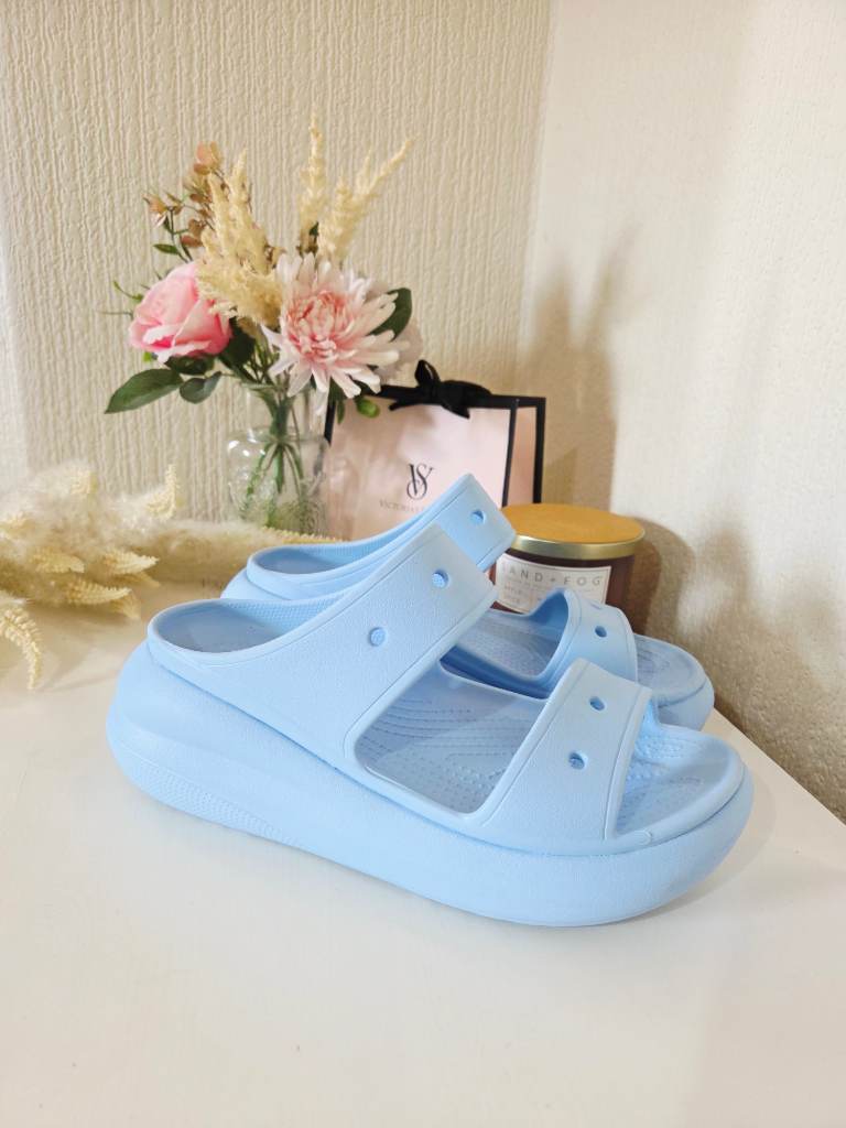 Crocs  platform iconic