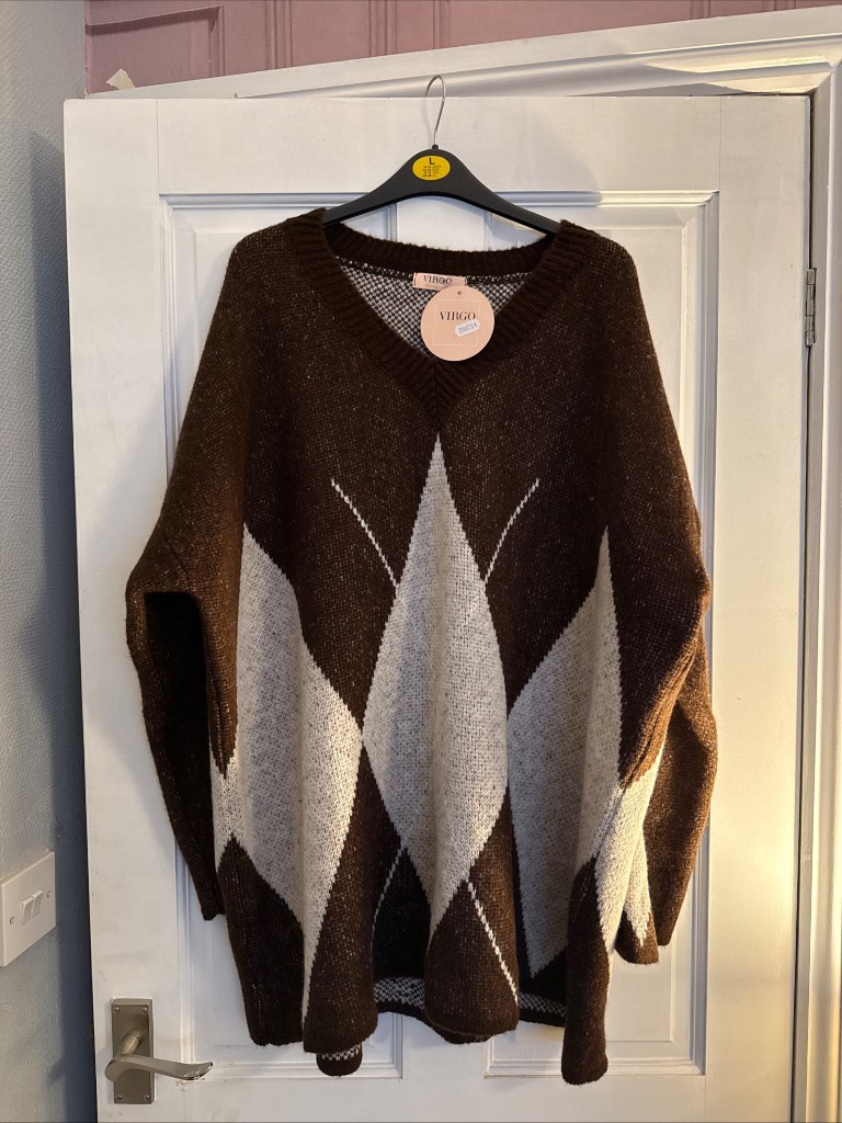 Virgo boutique brown jumper