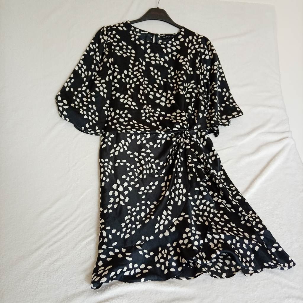 F&F Women's Black & White Printed Twist Front Dress - Size 16