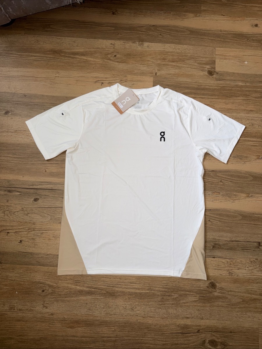 On cloud active wear t-shirt