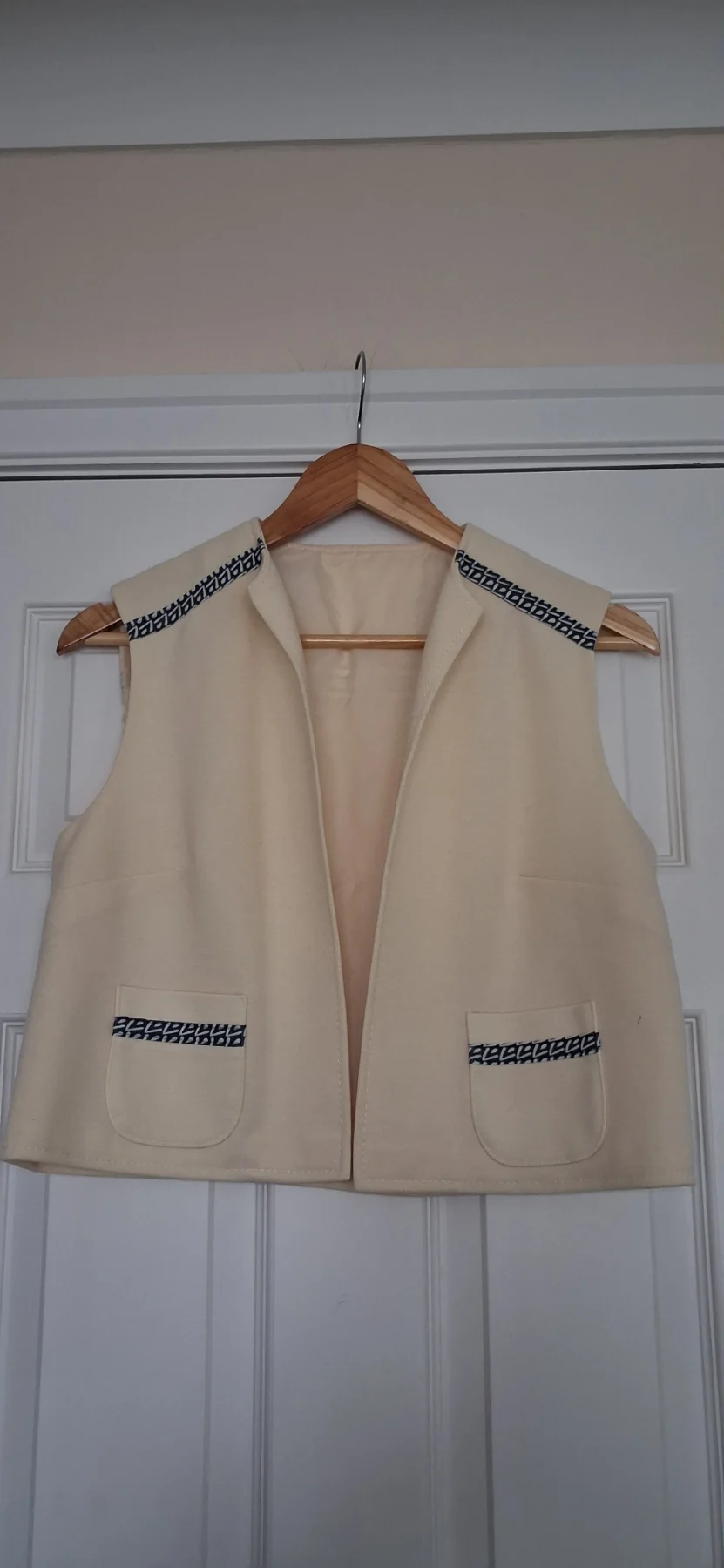 Vintage cream cropped wool blend gilet waistcoat