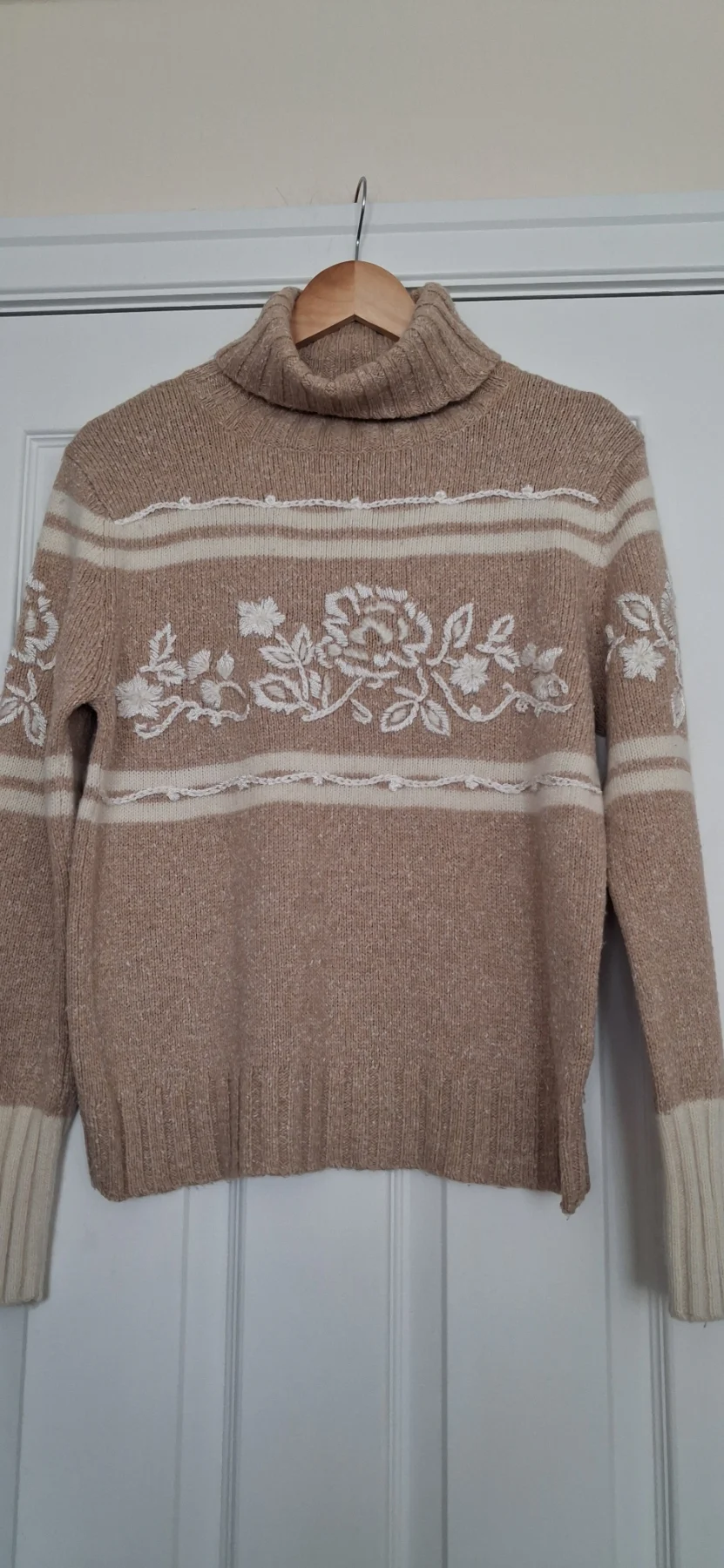 Vintage Dressbarn Wool Angora Acrylic Blend Turtleneck Sweater