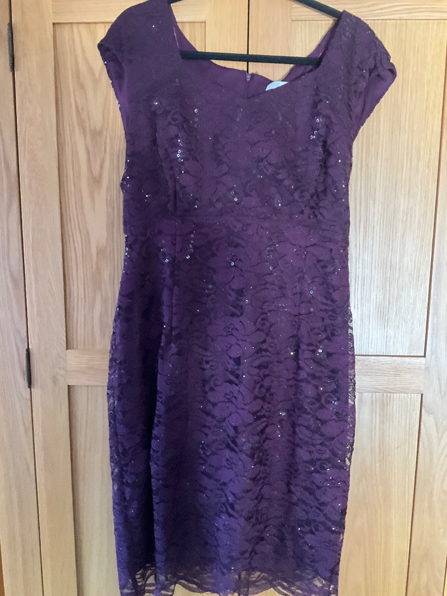 Purple Lace & Sequin Sweetheart Neckline Dress size 18 Peacocks