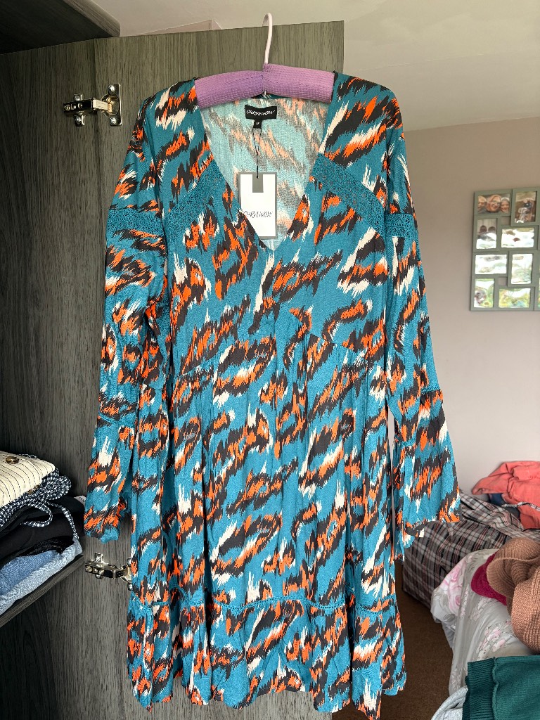 Ladies dress size 18 bnwt