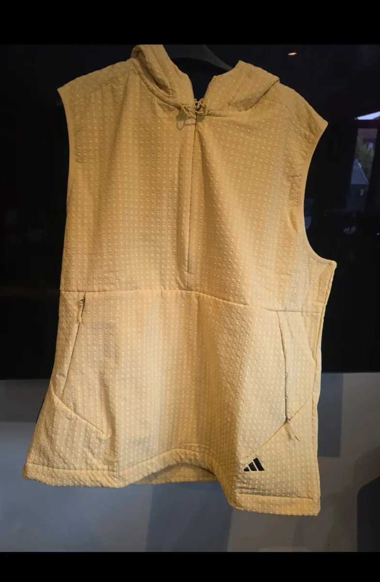 Adidas wind vest in yellow size large
