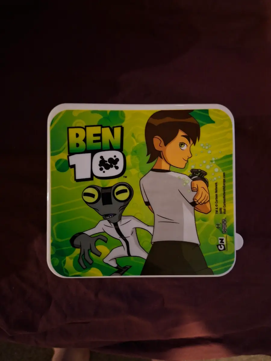 Vintage Ben 10 Sandwich Box
