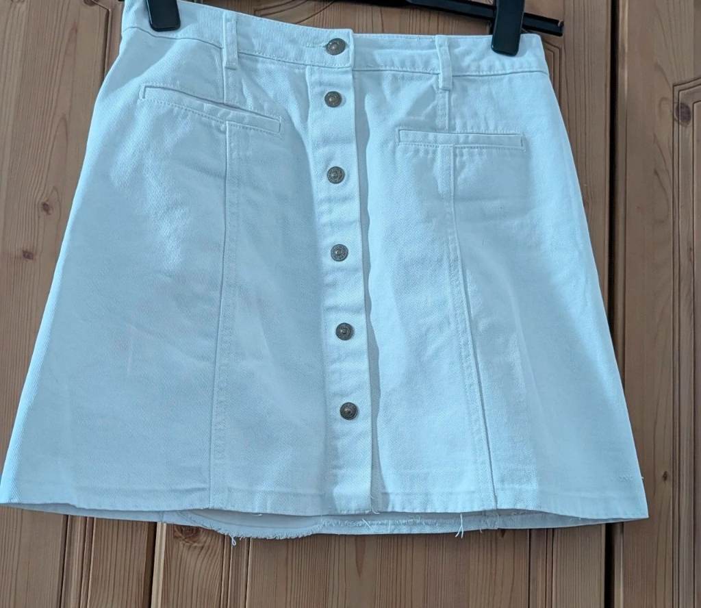 Pull & Bear White Denim Skirt M