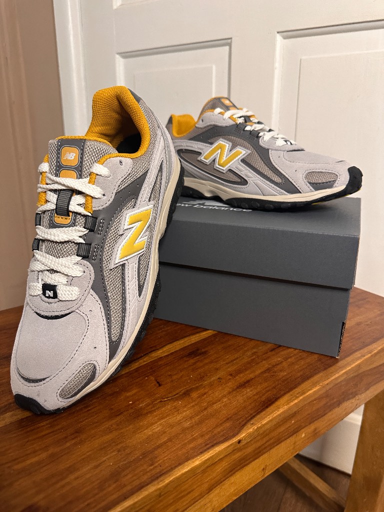 New Balance 204L Running Gym Trainers Grey/Yellow UK 6 EU 39.5 Unisex BNIB