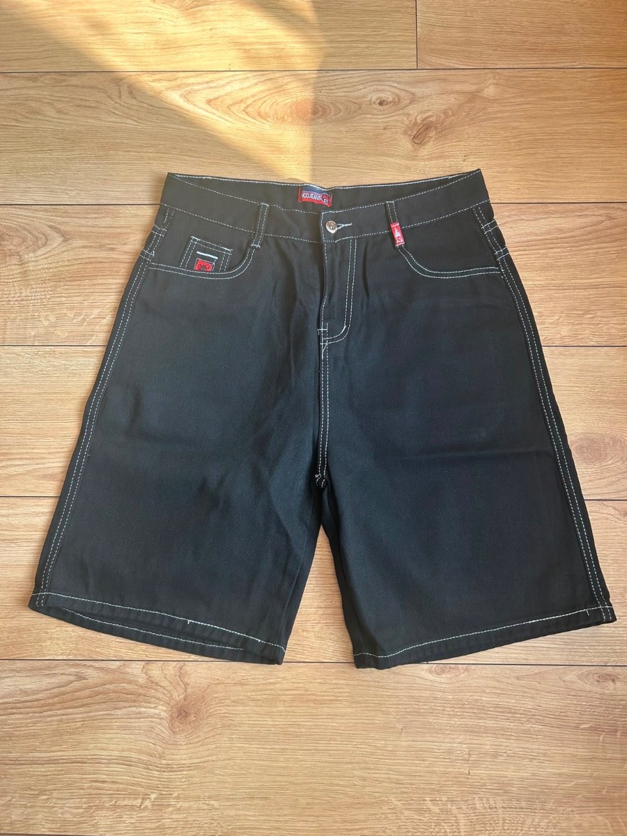 Vintage JNCO embroidered shorts Size: L Excellent Condition