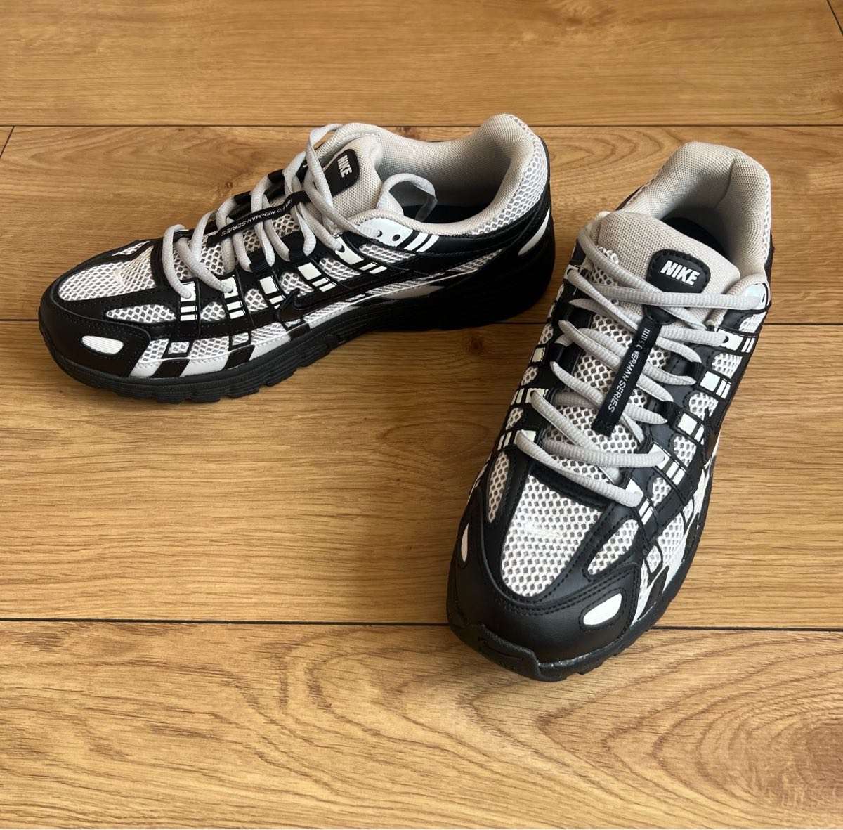 Nike P-6000 Size: 9.5 UK Excellent Mint Condition