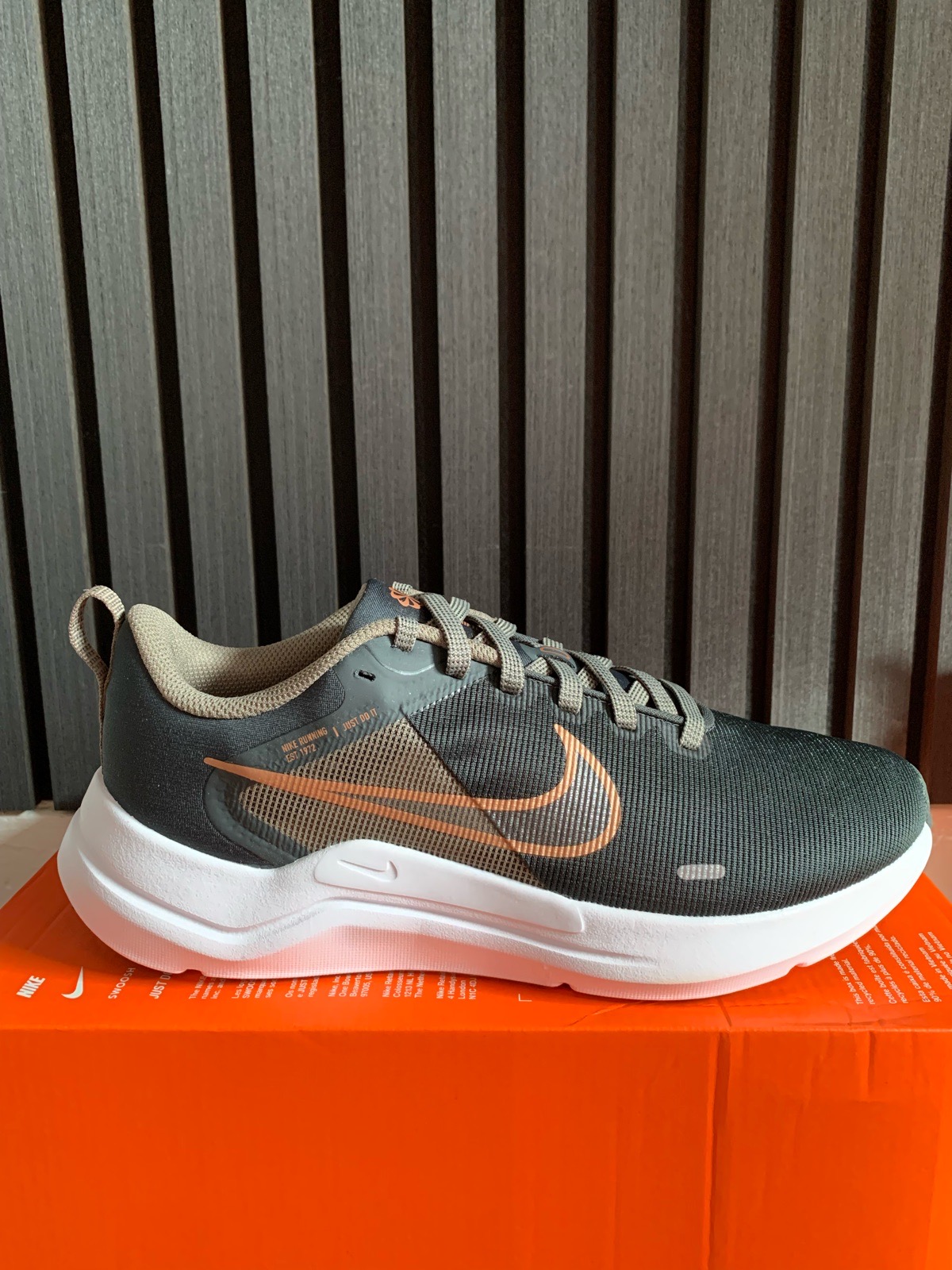 Nike Downshifter 12