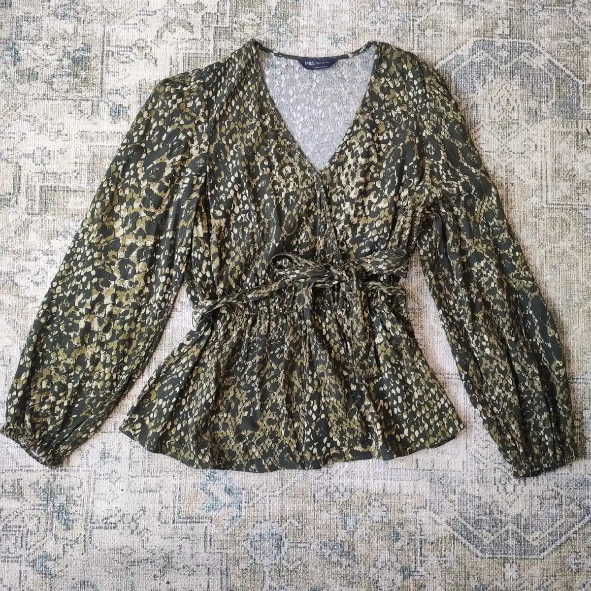 M&S Blouse Wrap Top Size 12 Green Animal Snakeskin Print Long Sleeved Earthy Feminine