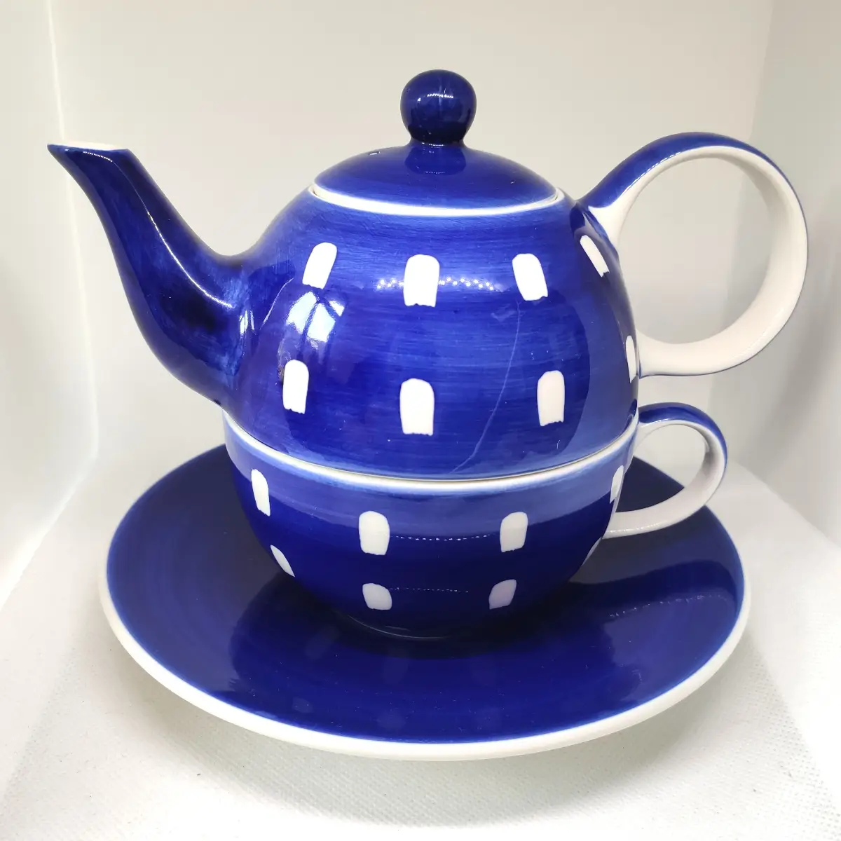 Whittard of Chelsea Teapot Cup Saucer Tea For One Blue White Dotted Hand Painted VGC