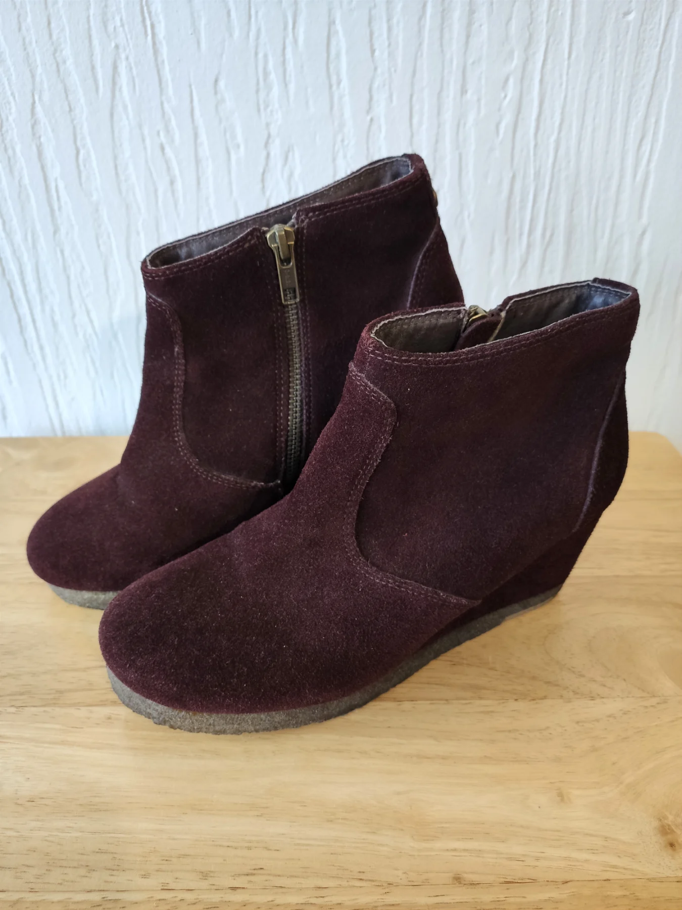 White Stuff Wedge Heel Ankle Boots Size 5 Deep Burgundy Brush Suede Leather Autumn Winter