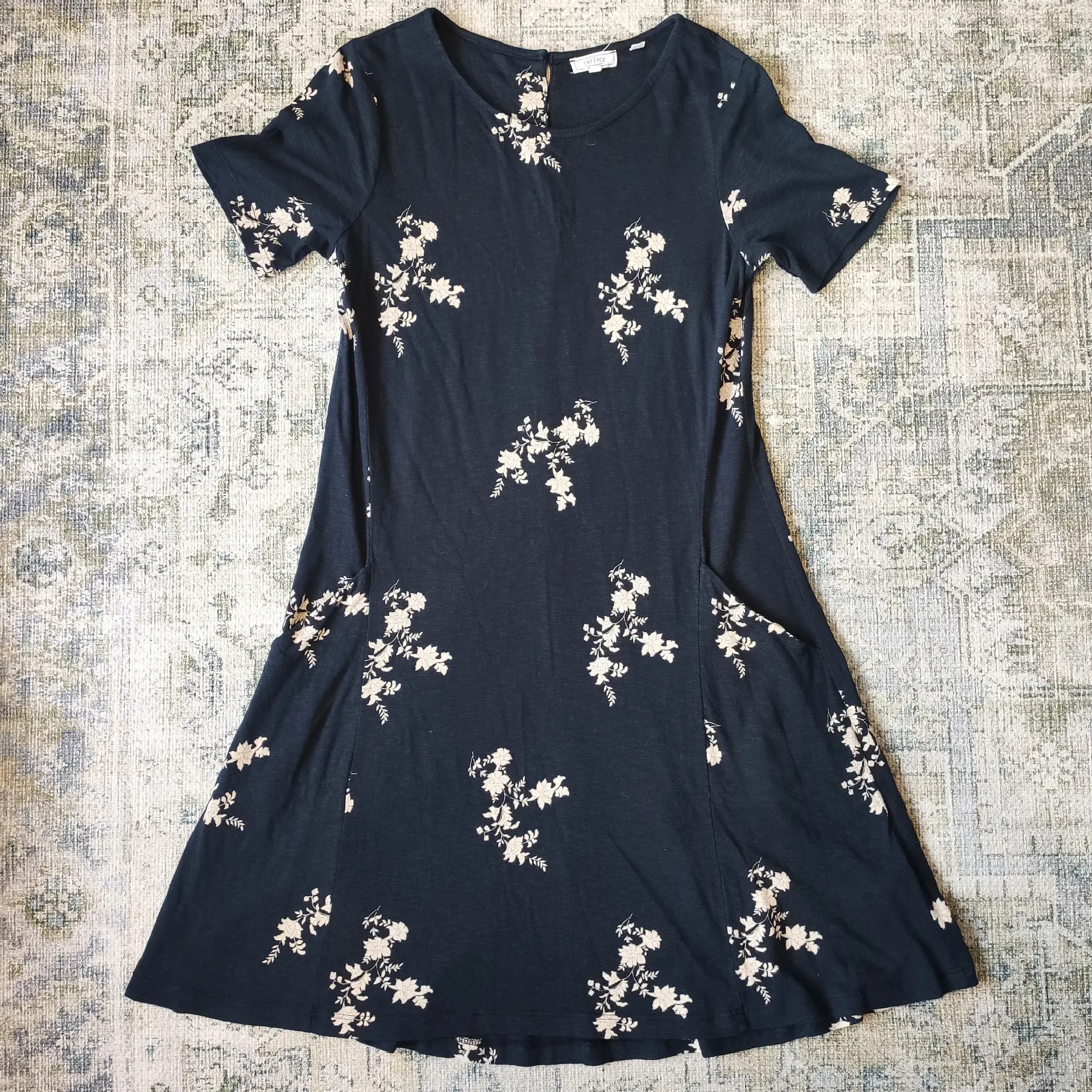 FatFace Simone Black Floral Jersey Dress Size 8 Short Sleeve Flower Botanical