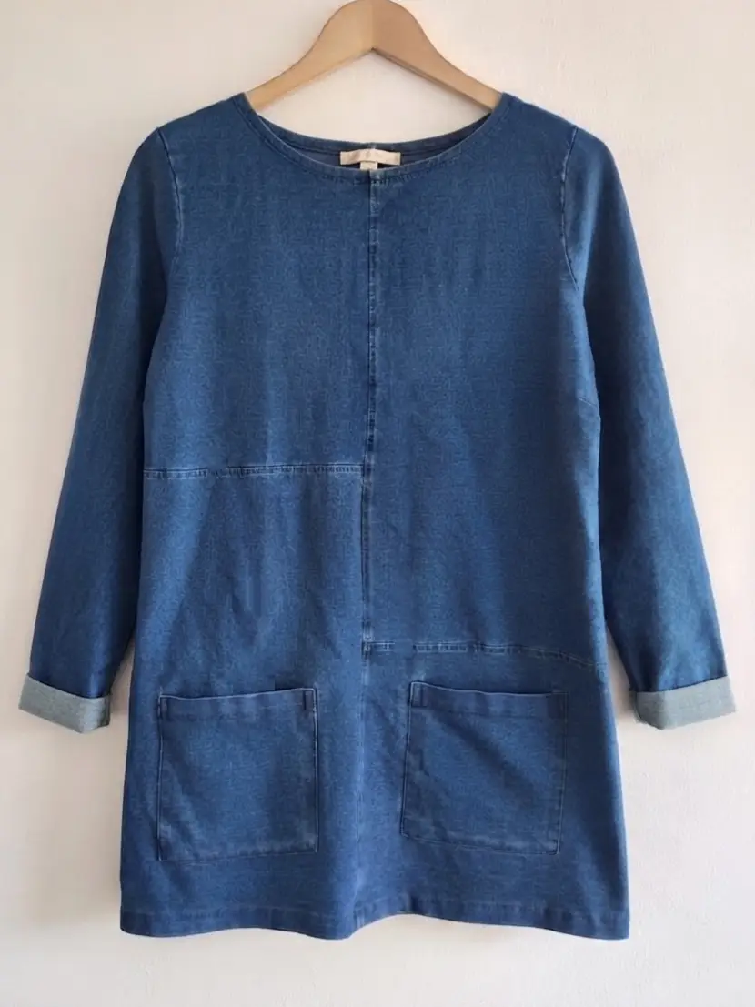Denim Style Tunic Dress Size 8 Pockets Long Sleeved Casual