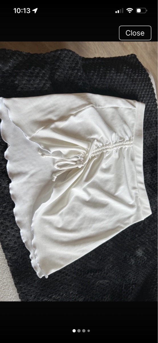 Cream mini skirt size M 8-10