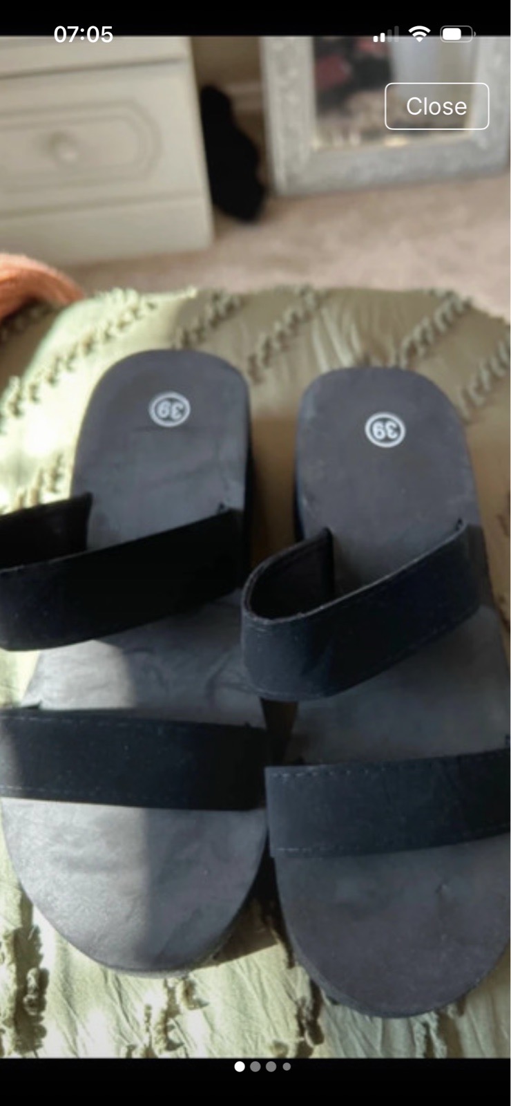 Black platform sliders size 5