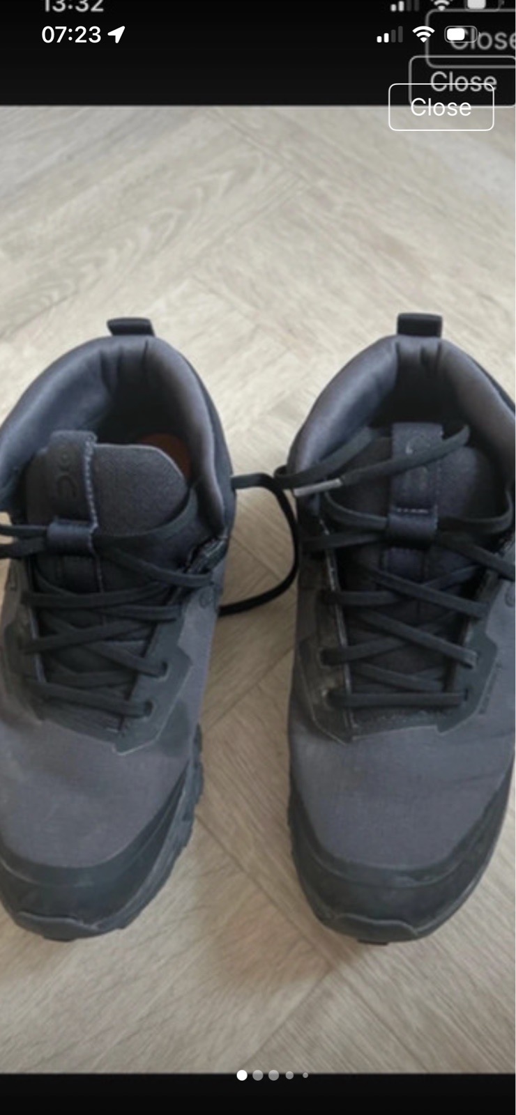 Youths On Running walking boots size 5