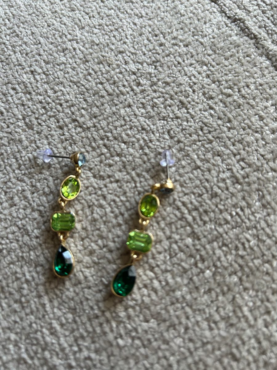 Green fashion earrings