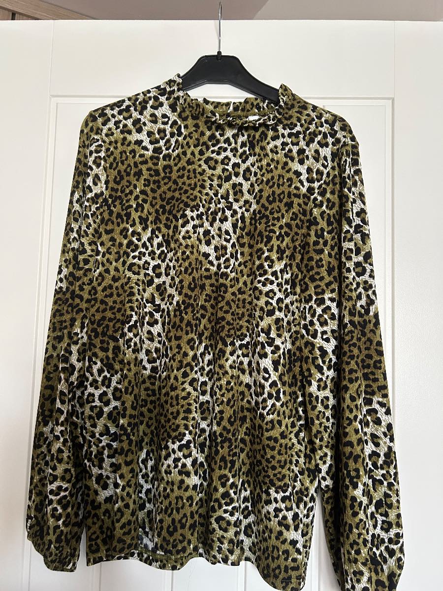 JDY animal print blouse size L 12-14