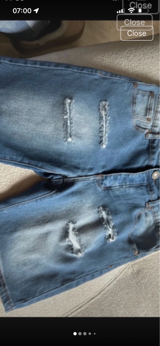 Boohoo men’s ripped denim shorts size W34