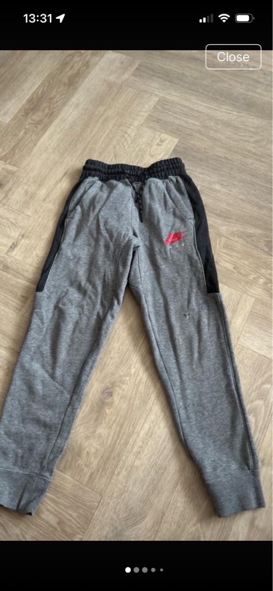 Boys Nike Air joggers aged 10-12
